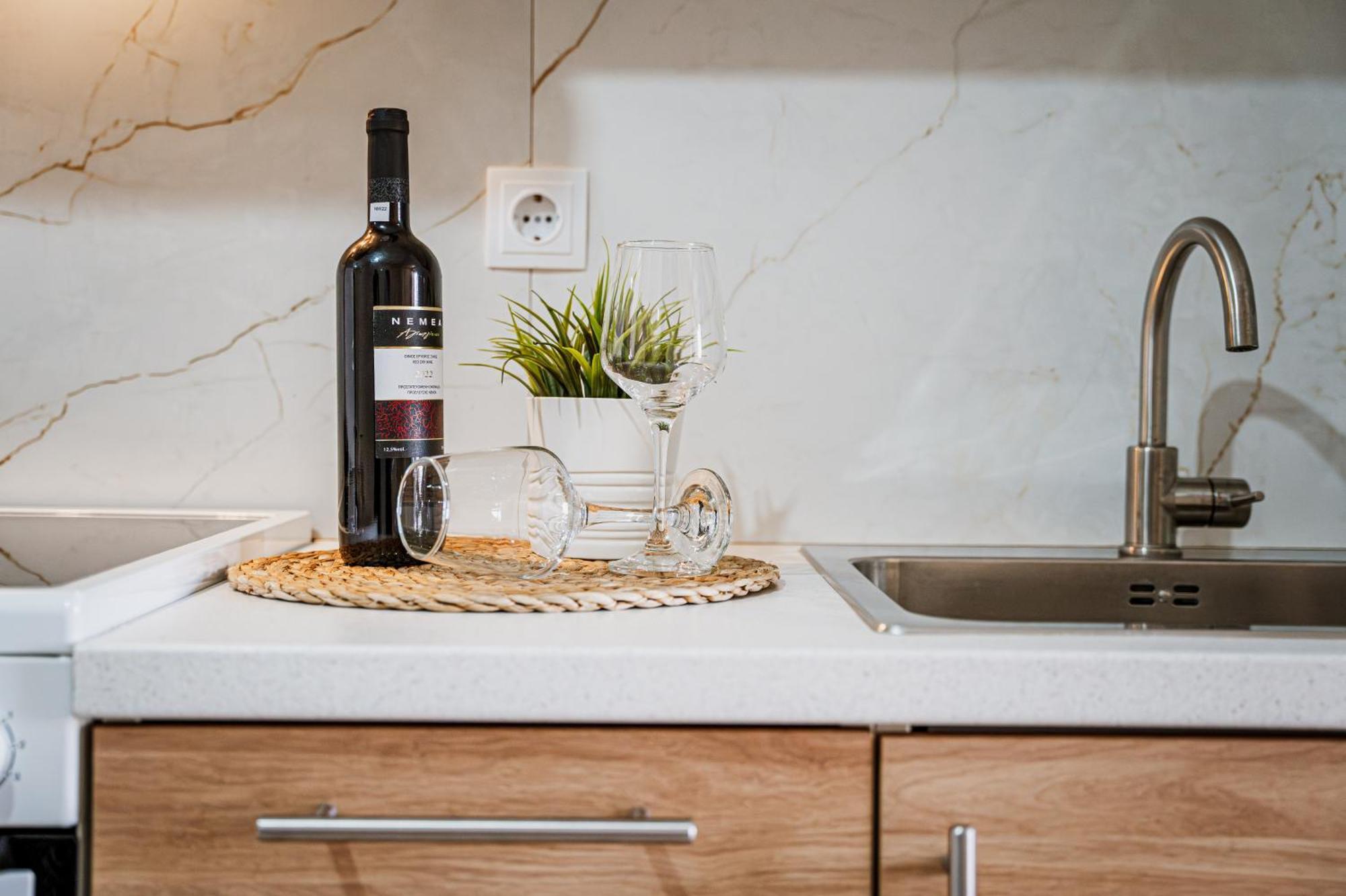 Lilium Luxury Apartment Igoumenitsa Esterno foto