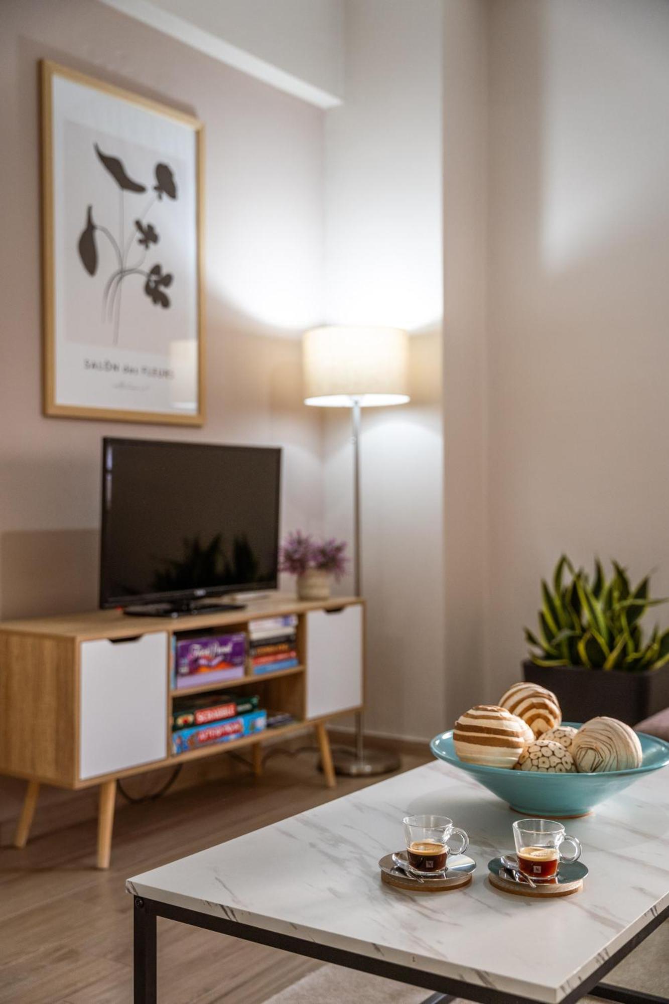 Lilium Luxury Apartment Igoumenitsa Esterno foto